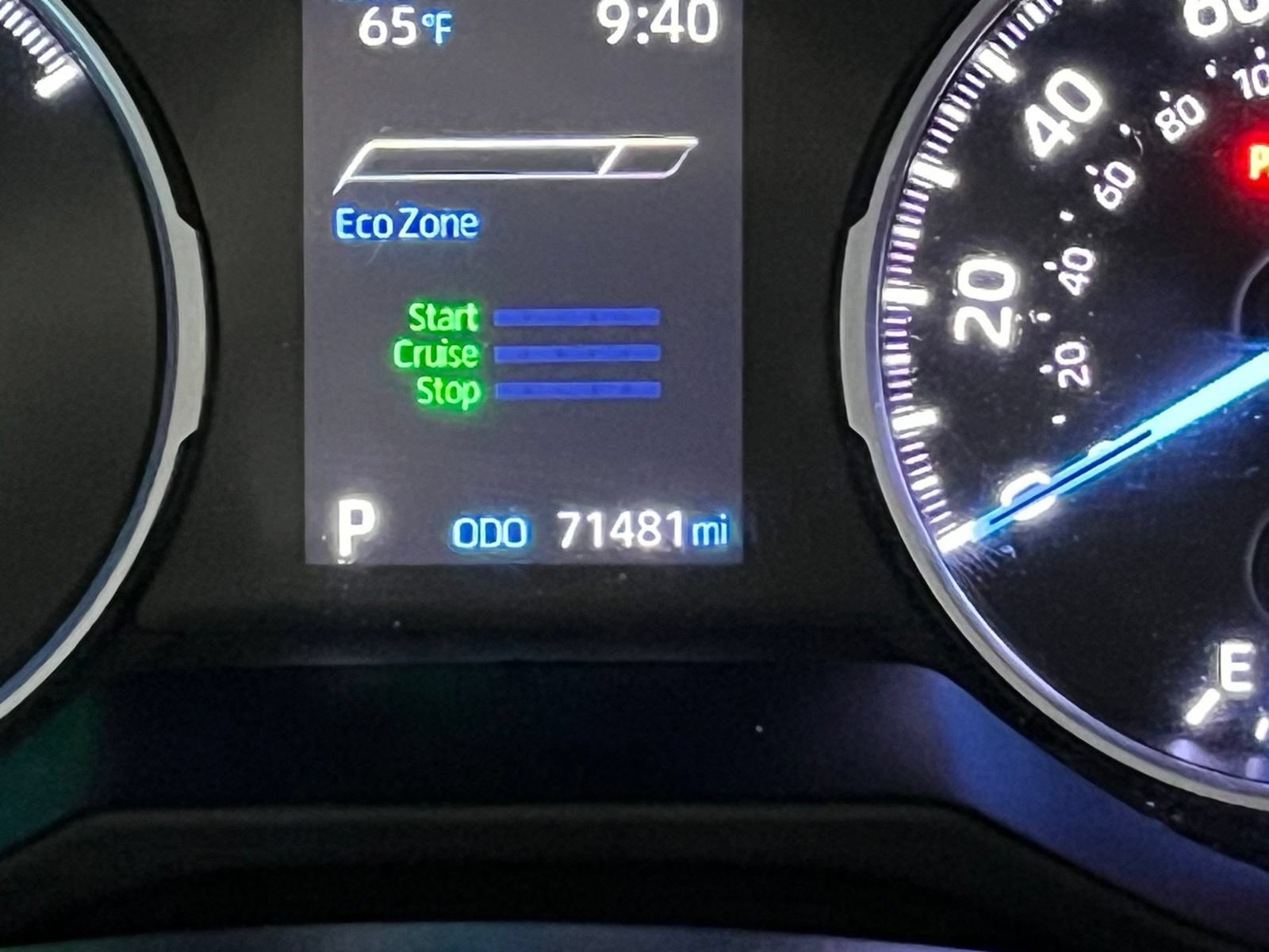 Used 2022 Toyota RAV4 SE AWD/4WD image 31
