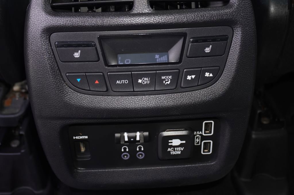 Used 2019 Honda Pilot Elite image 14