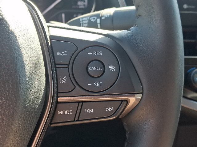Used 2023 Toyota Camry SE w/ Cold Weather Package FWD image 25