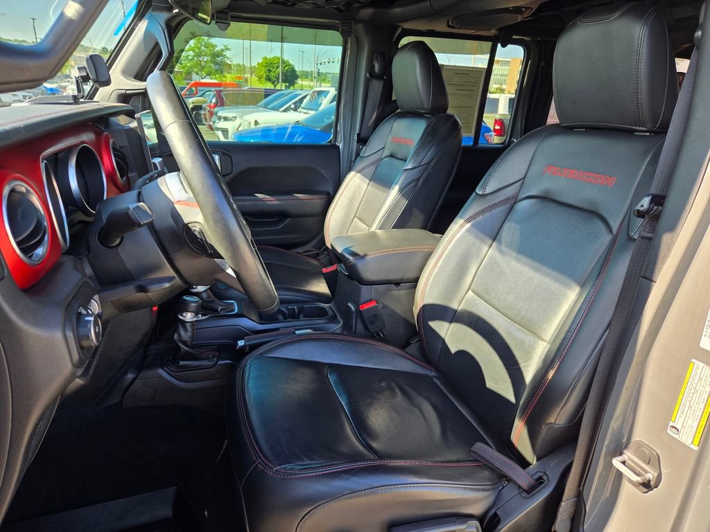 Used 2018 Jeep Wrangler Unlimited Rubicon w/ Dual Top Group AWD/4WD image 15