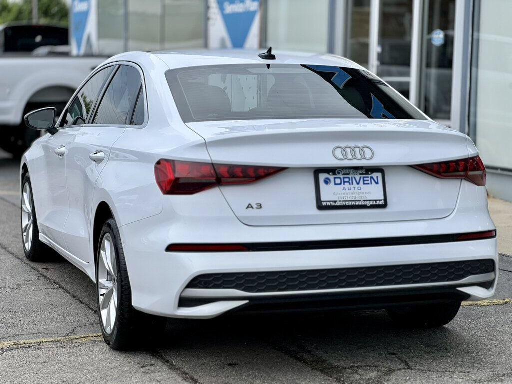 Used 2025 Audi A3 2.0T Premium w/ Convenience Package AWD/4WD image 3