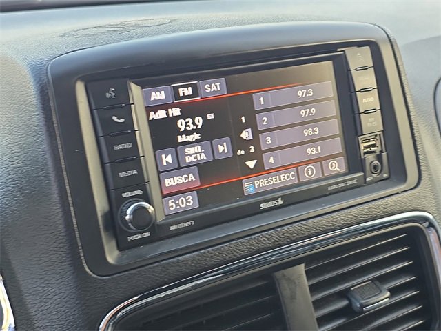 Used 2020 Dodge Grand Caravan SXT image 23