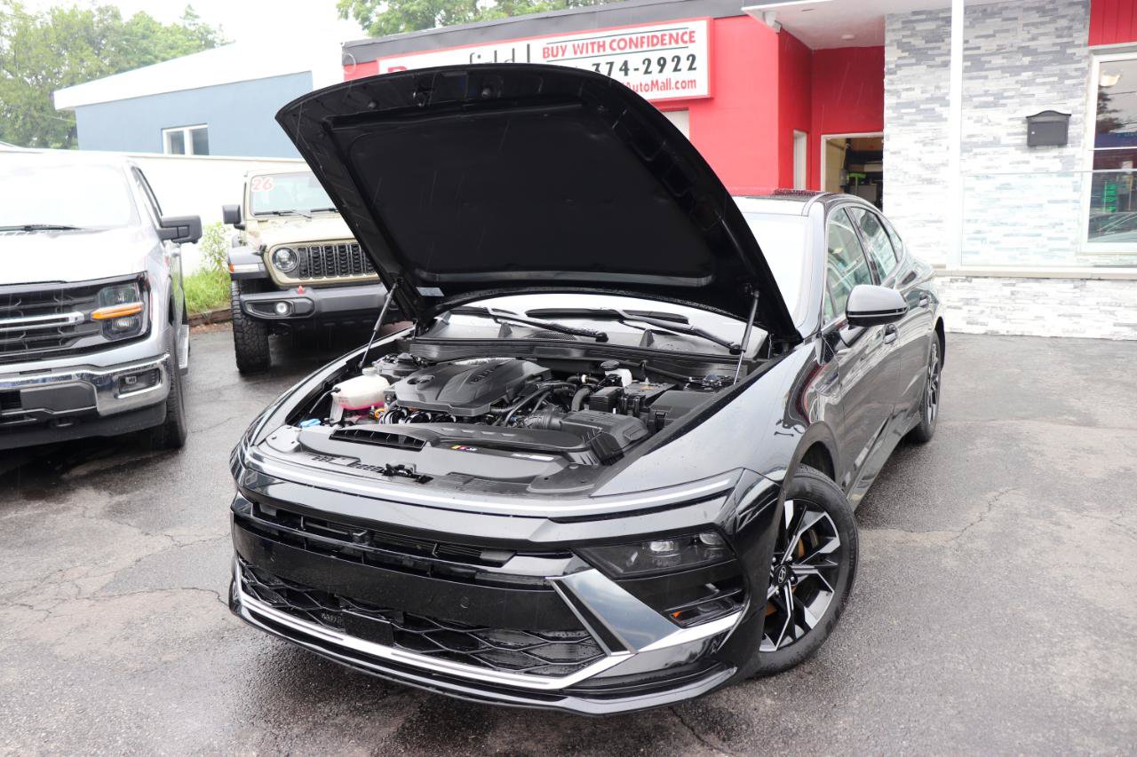 Used 2025 Hyundai Sonata SEL FWD image 48