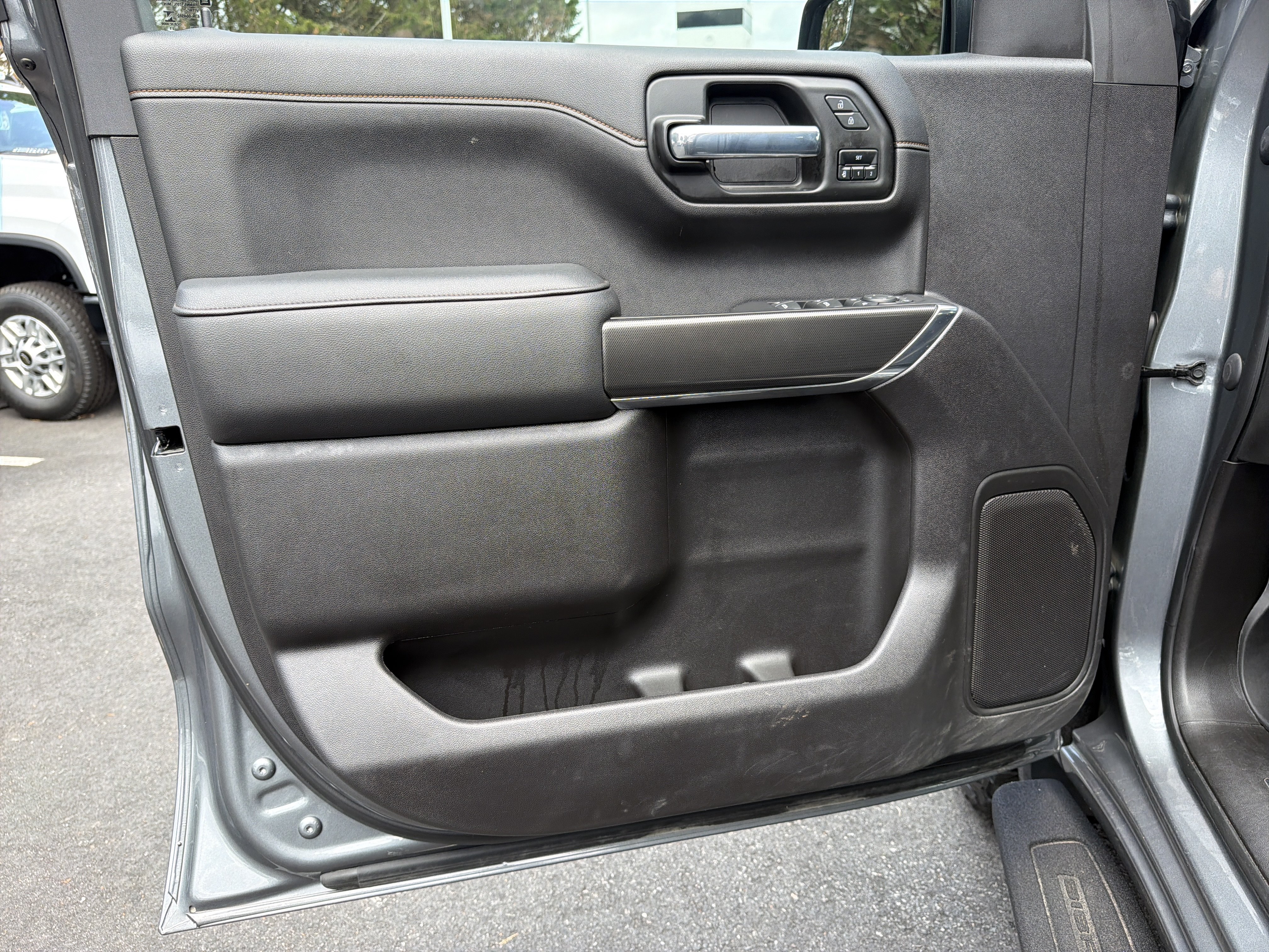 Used 2021 GMC Sierra 1500 AT4 AWD/4WD image 14