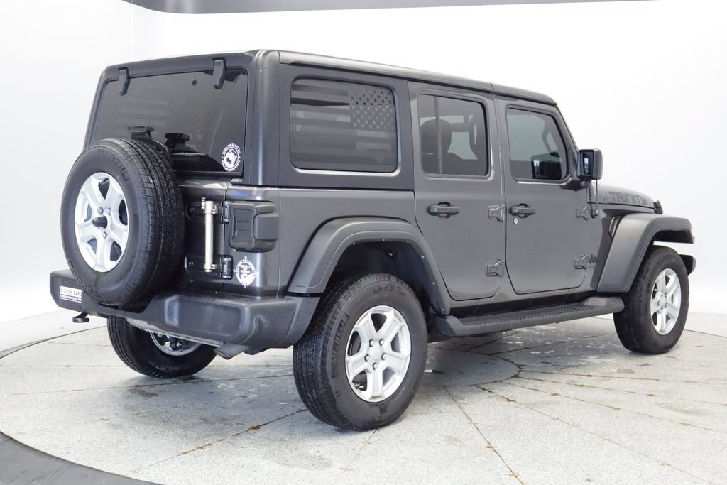 Used 2022 Jeep Wrangler Unlimited Sport AWD/4WD image 5