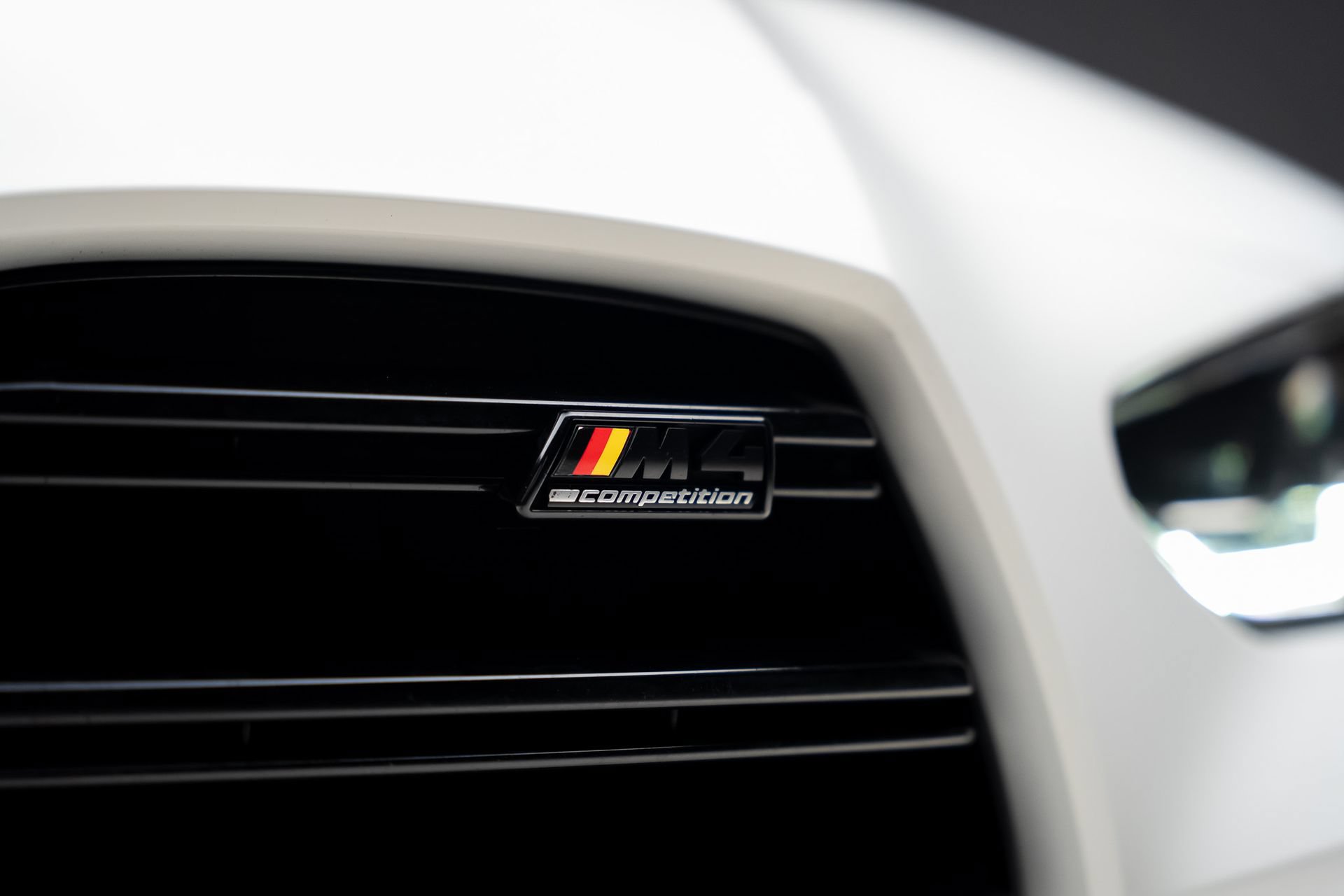 Used 2022 BMW M4 xDrive Competition w/ Parking Assistance Package AWD/4WD image 16