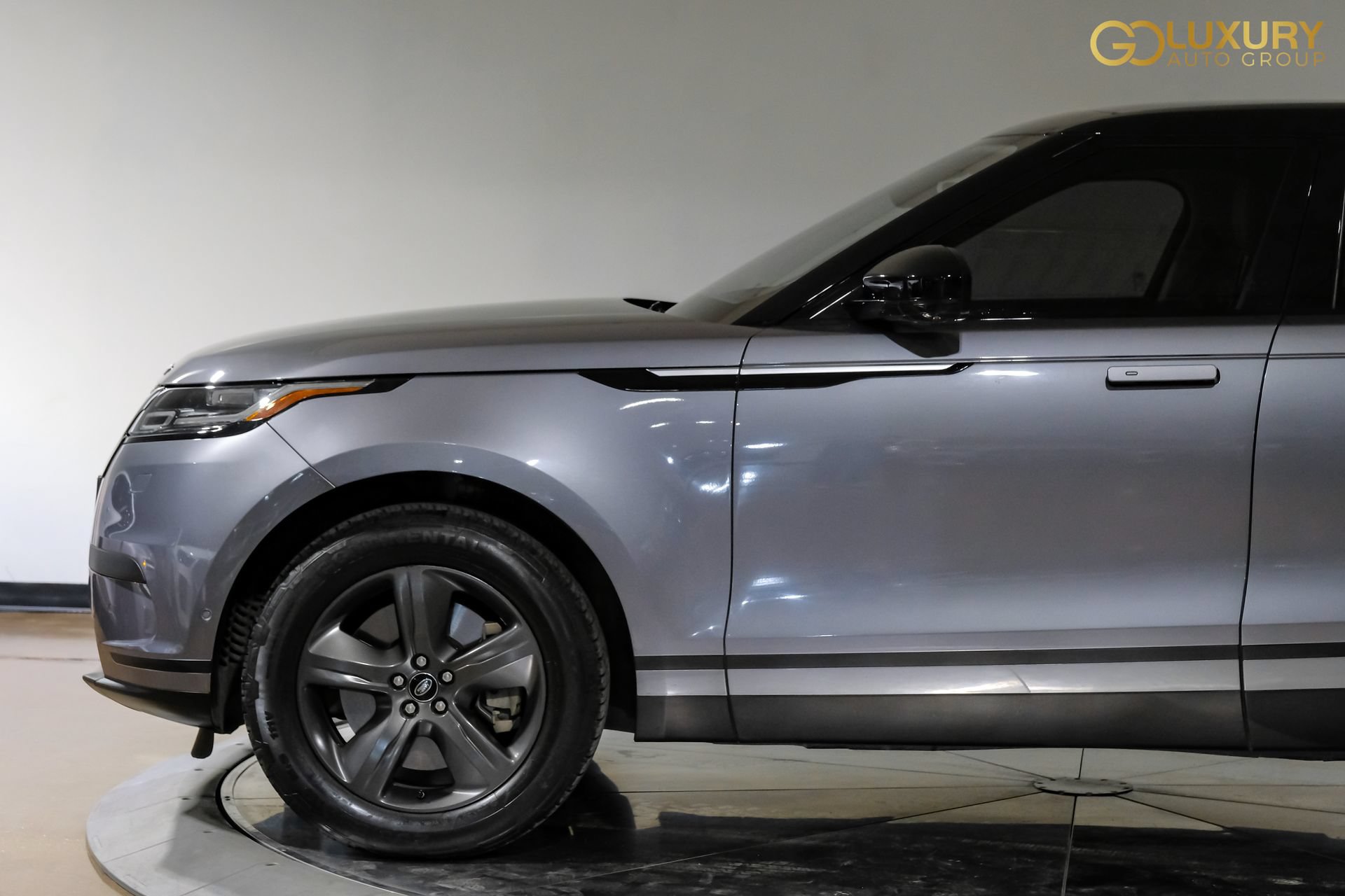 Used 2021 Land Rover Range Rover Velar S AWD/4WD image 13