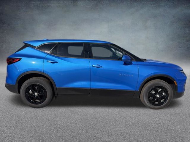 New 2026 Chevrolet Blazer LT w/ LPO, Floor Liner Package FWD image 5