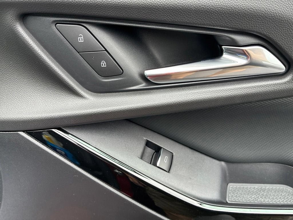 New 2027 Chevrolet Equinox RS w/ Safety and Technology Package AWD/4WD image 36