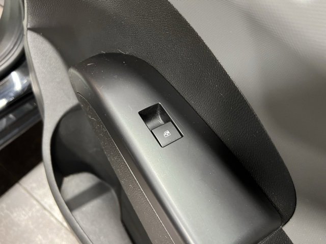 Used 2020 Chevrolet Sonic LT image 24