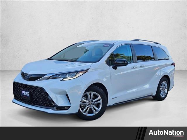 Used 2021 Toyota Sienna XSE