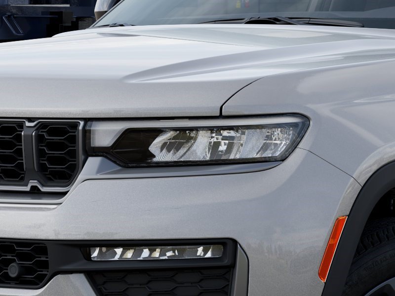 New 2026 Jeep Grand Cherokee Limited AWD/4WD image 6