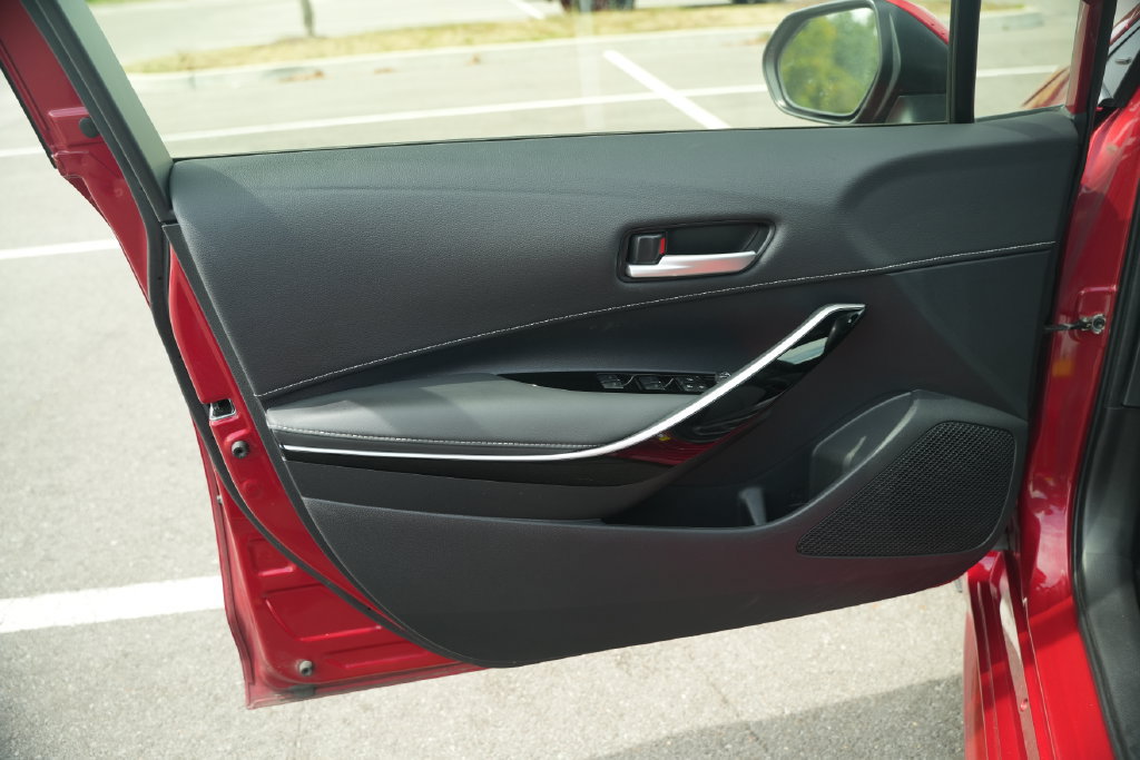 Used 2024 Toyota Corolla XSE FWD image 14