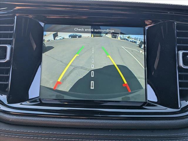 Used 2021 Dodge Durango SXT image 12