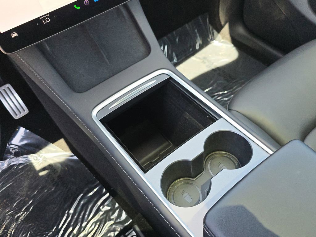 Used 2025 Tesla Model Y Performance AWD/4WD image 31
