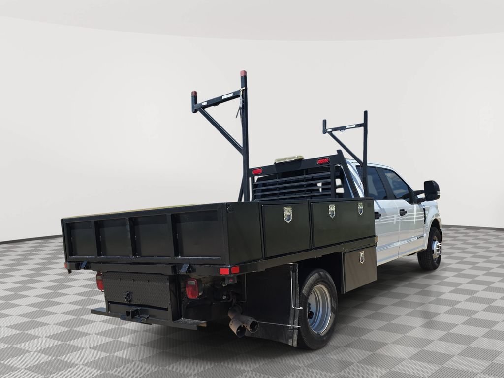 Used 2017 Ford F350 XL w/ Power Equipment Group RWD image 7