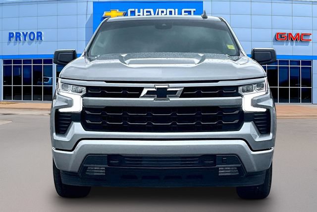 Used 2024 Chevrolet Silverado 1500 RST w/ Convenience Package II AWD/4WD image 2