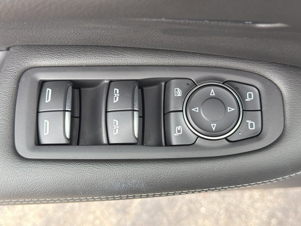 Used 2024 Cadillac XT6 Luxury w/ LPO, Floor Liner Package image 13