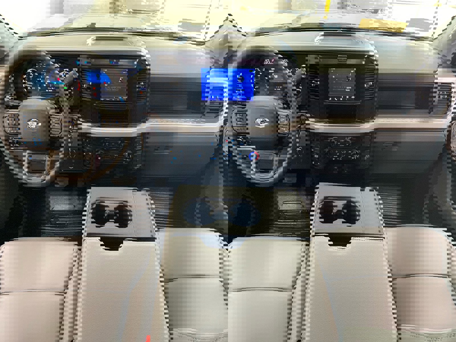 New 2026 Ford F250 XL w/ XL Chrome Package image 14