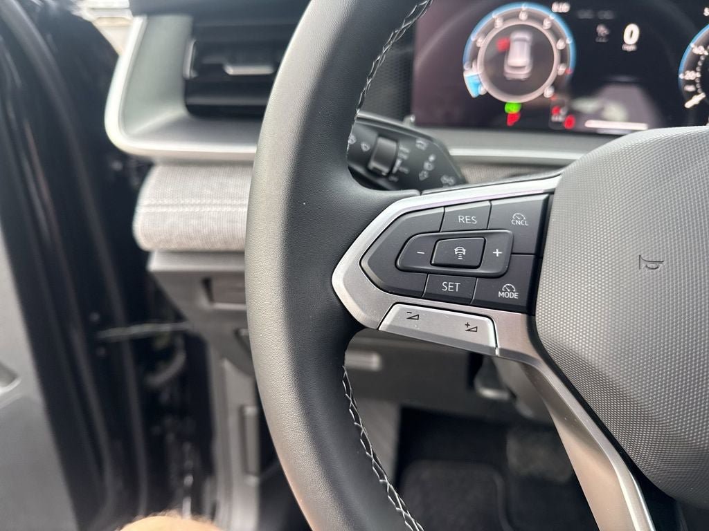 New 2026 Volkswagen Tiguan S FWD image 15