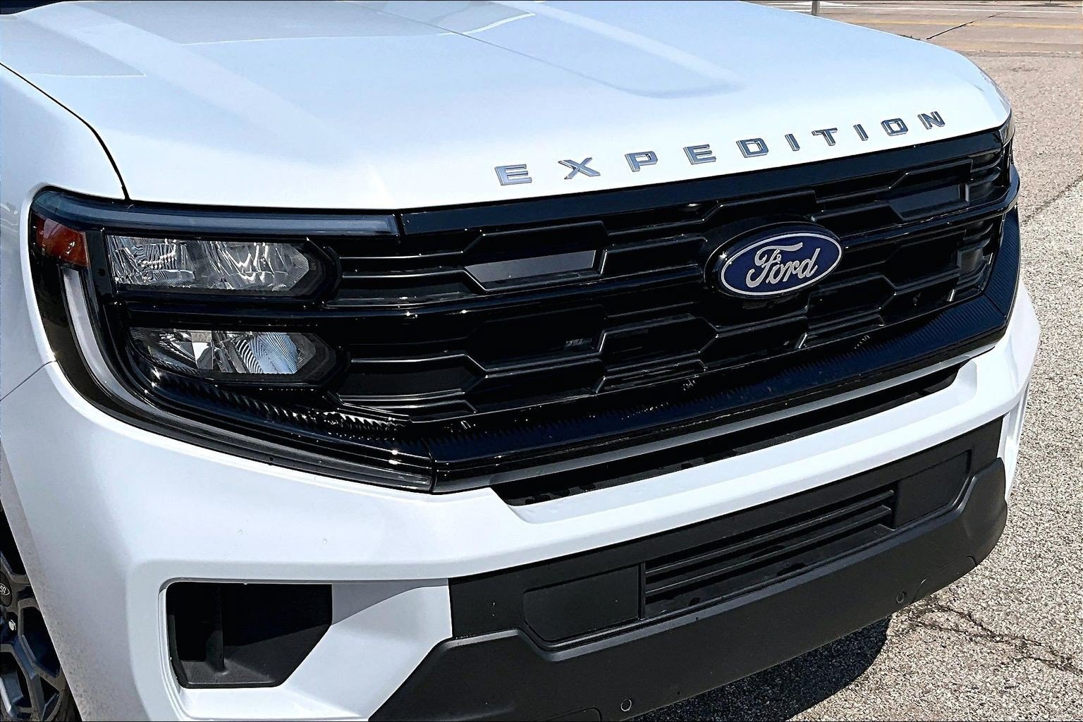 Used 2025 Ford Expedition Max Active RWD image 31