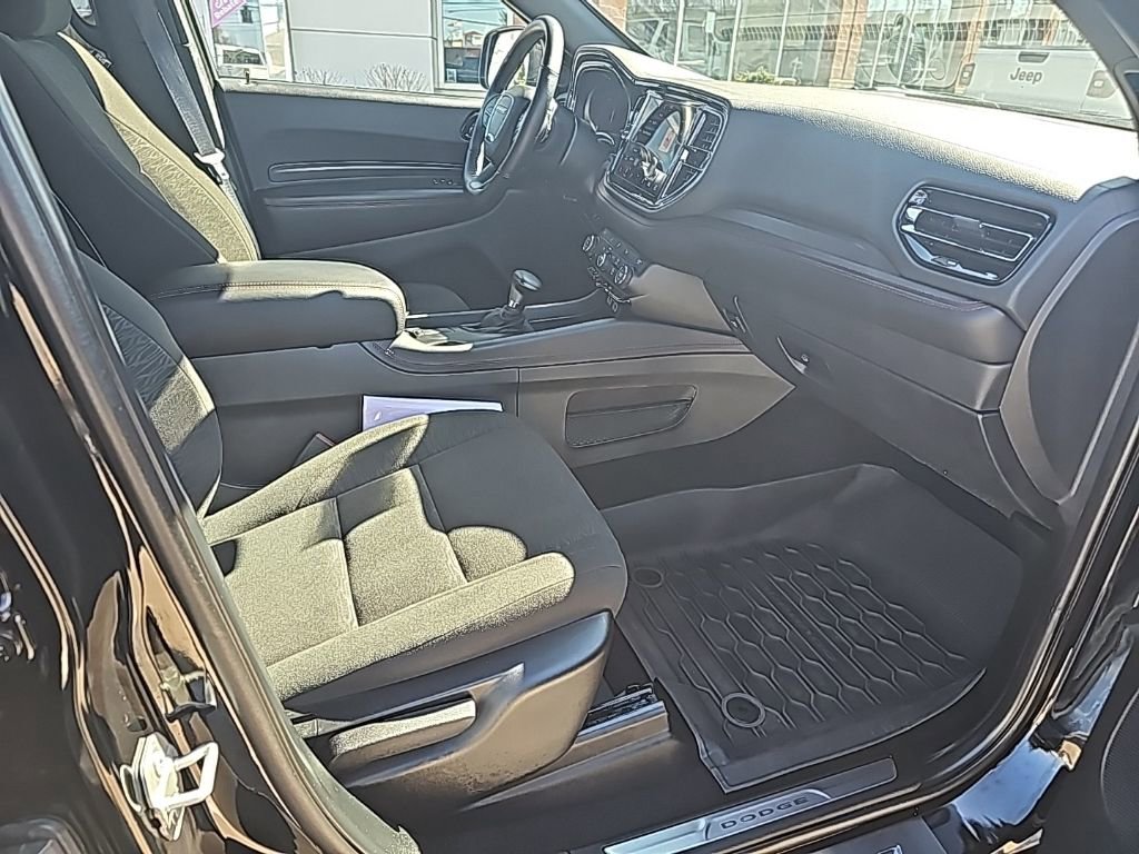 Certified 2025 Dodge Durango R/T w/ Trailer Tow Group IV image 25