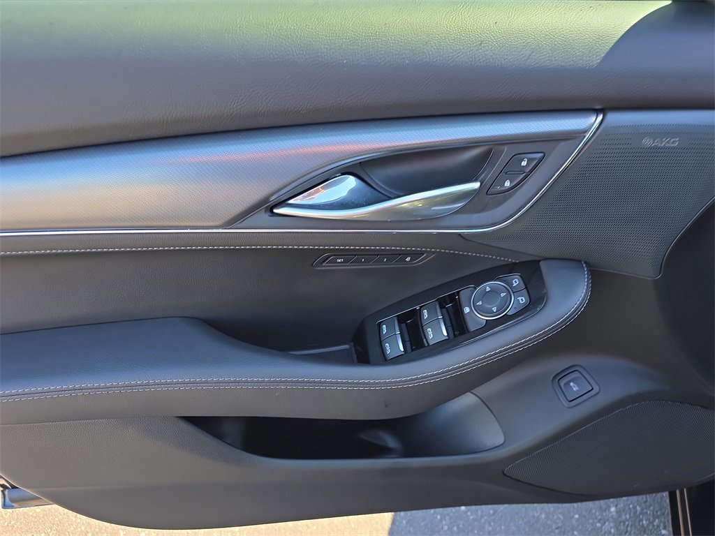 Used 2025 Cadillac CT5 Premium Luxury image 17