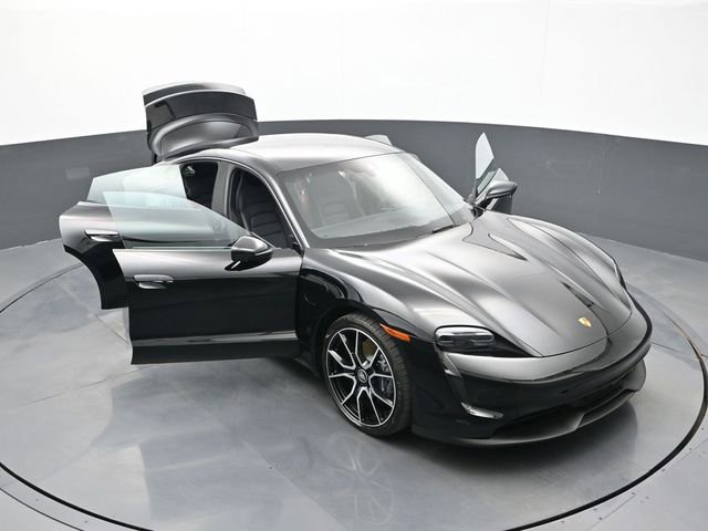 Certified 2023 Porsche Taycan image 33