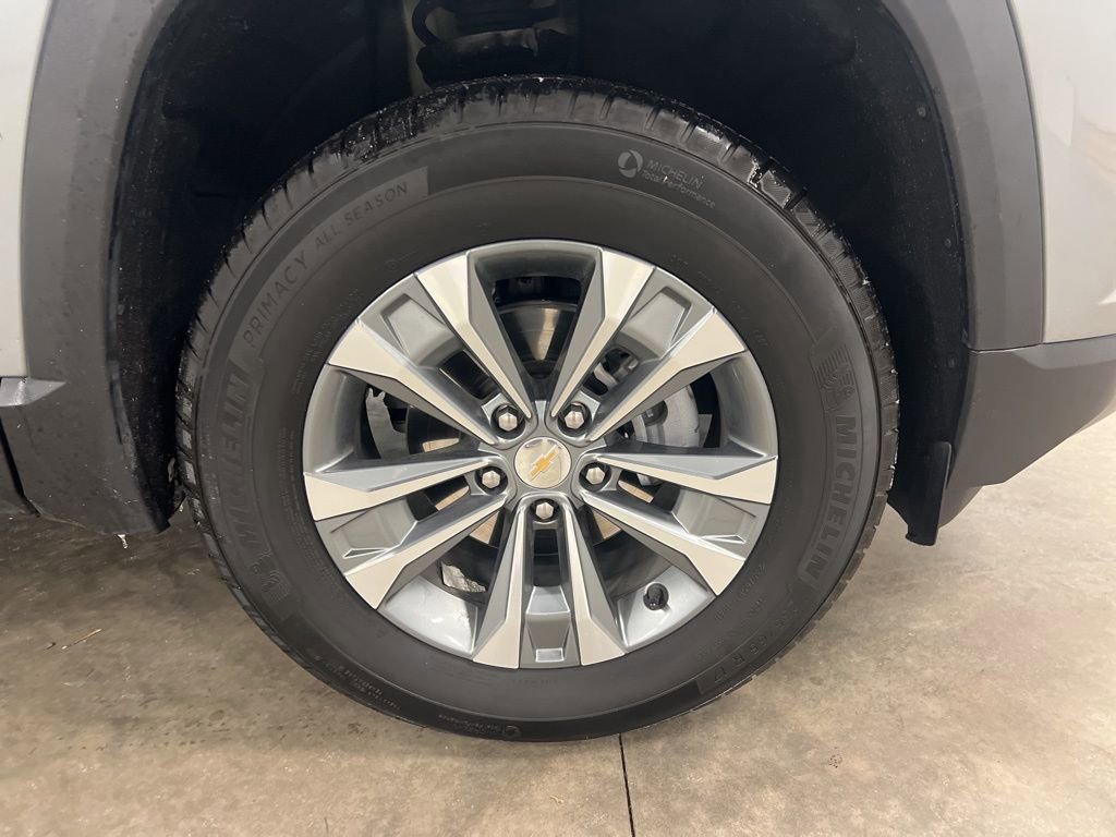 Certified 2025 Chevrolet Equinox LT image 19