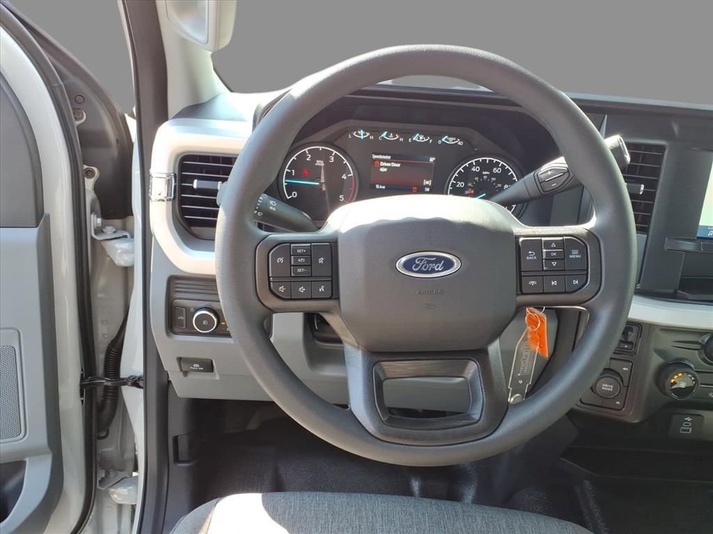 New 2026 Ford F350 XL w/ 360-Degree Camera Package image 19