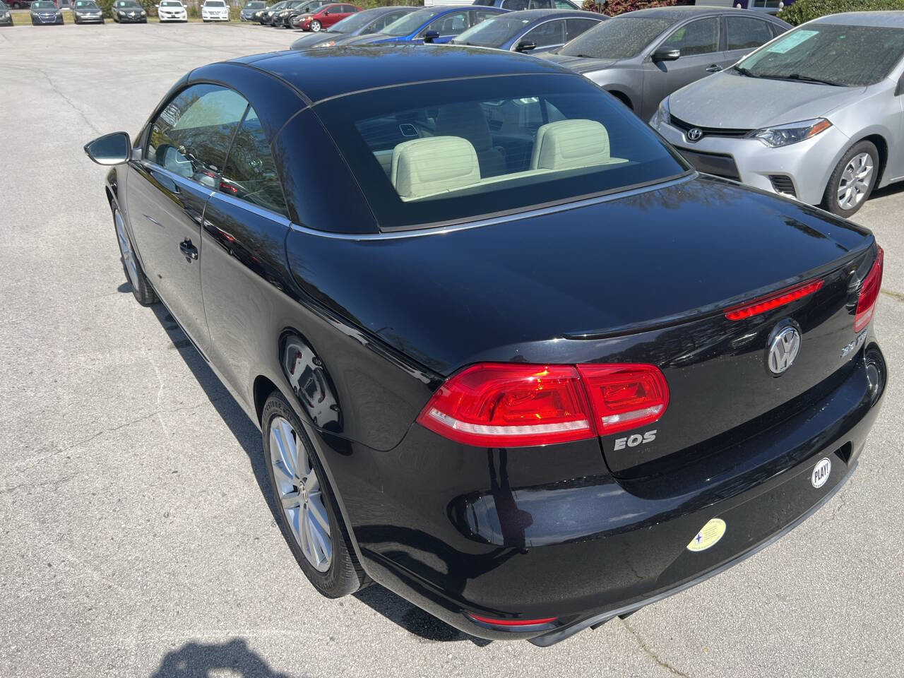 Used 2014 Volkswagen Eos Komfort FWD image 8