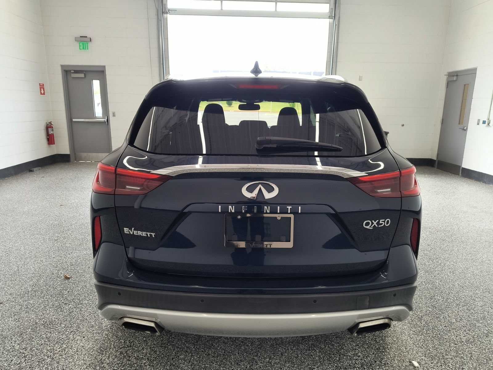 Used 2019 INFINITI QX50 Essential w/ Sensory Package FWD image 4