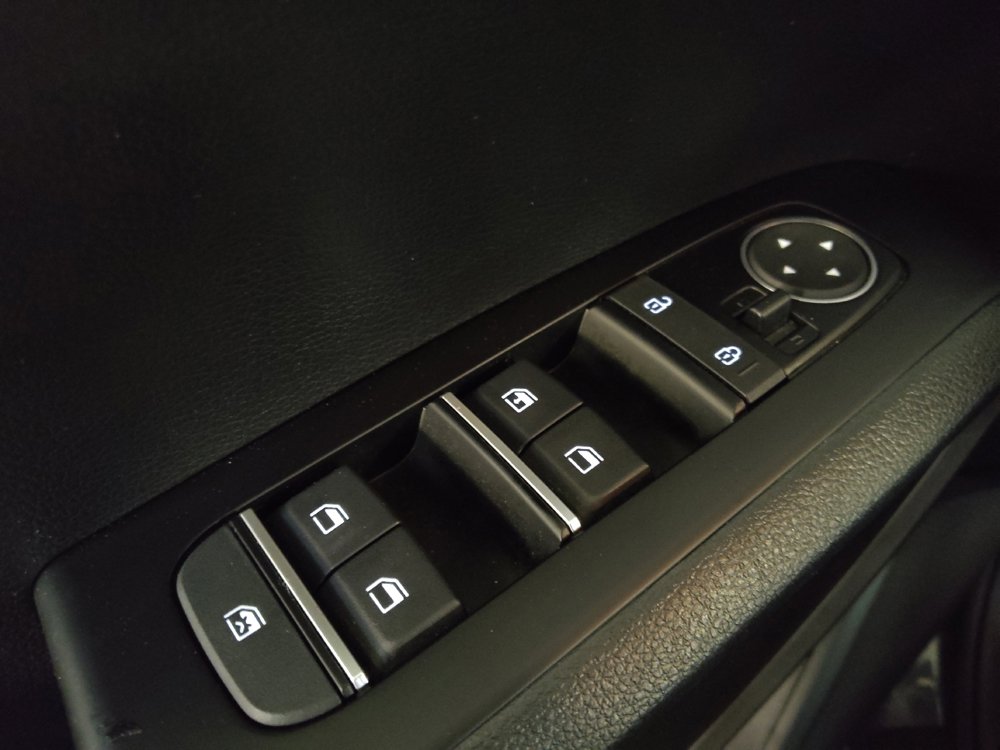 Used 2025 Kia Soul LX w/ LX Technology Package image 27