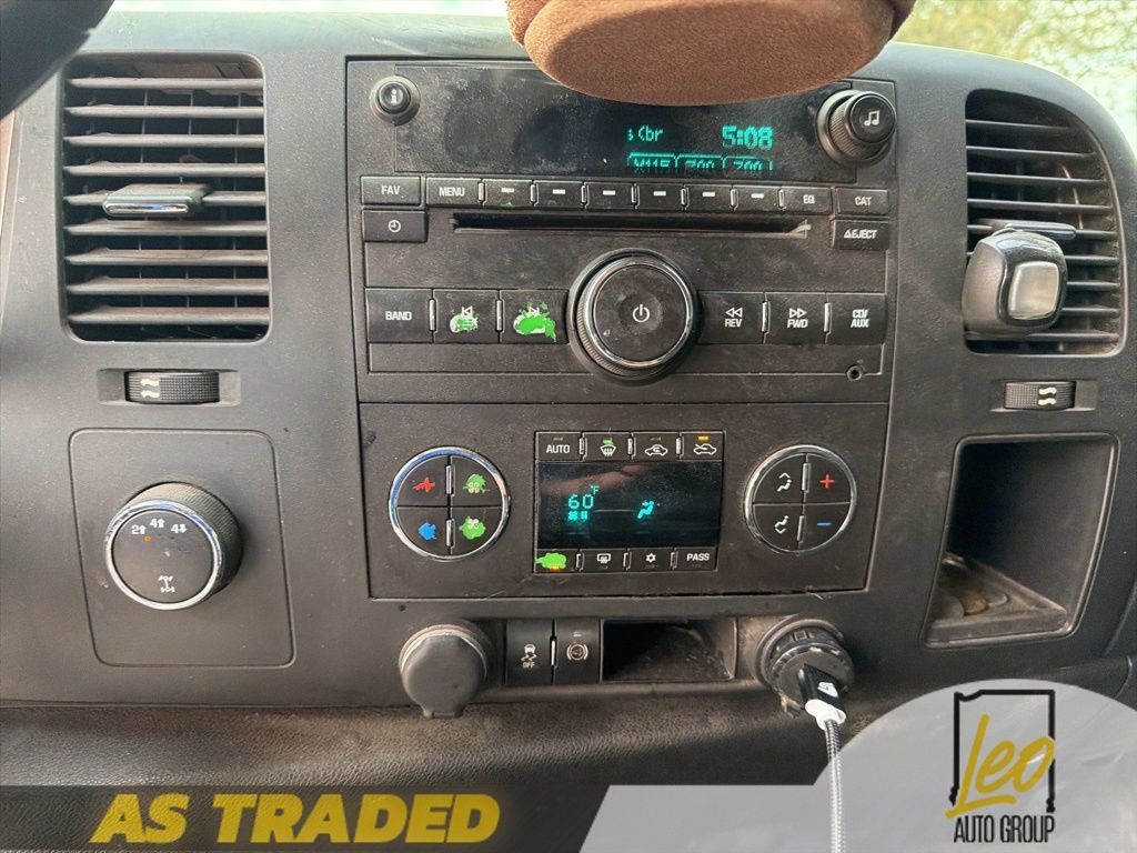 Used 2013 GMC Sierra 2500 SLE w/ SLE Preferred Package AWD/4WD image 6