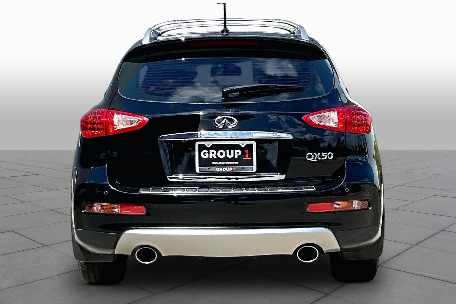 Used 2017 INFINITI QX50 2WD w/ Technology Package image 5