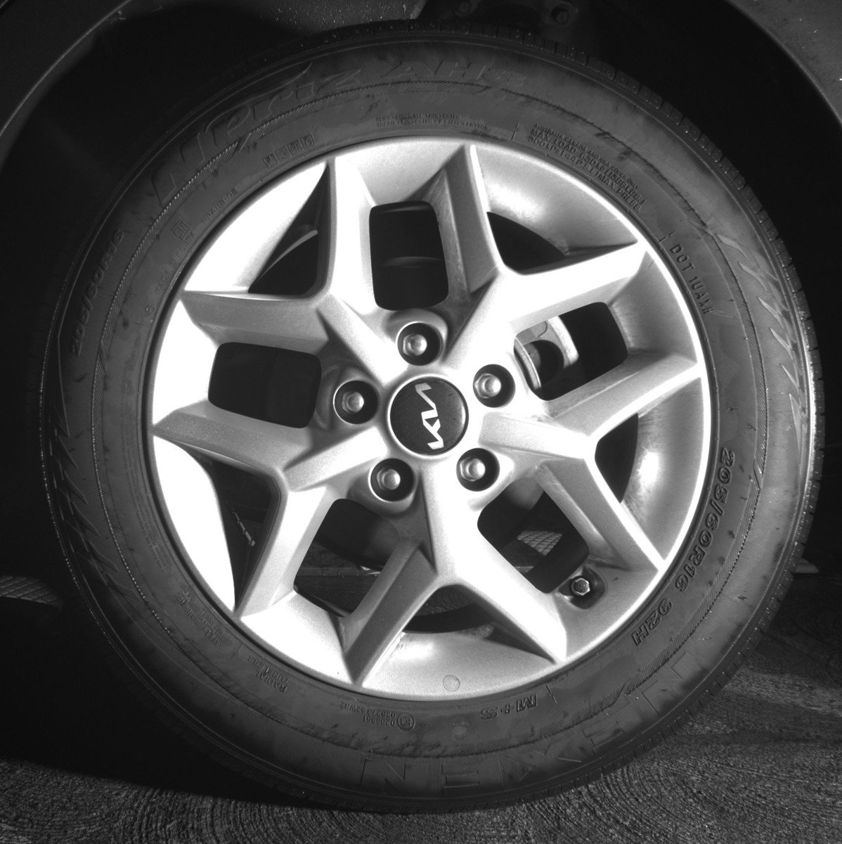 Used 2025 Kia Soul LX image 14