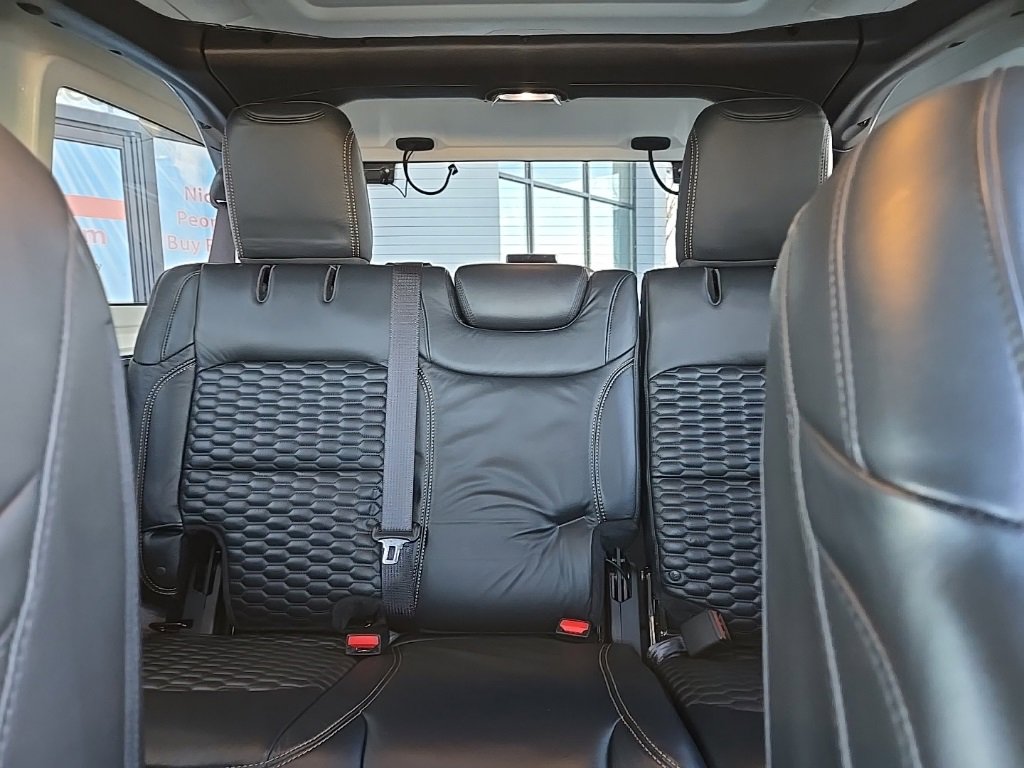 Used 2024 Jeep Wrangler Sport image 45