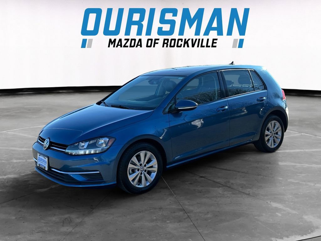 Used 2021 Volkswagen Golf 4-Door image 2