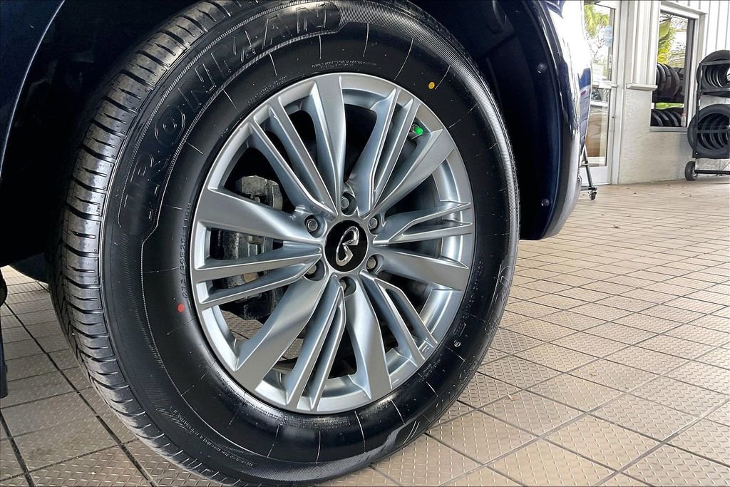 Used 2024 INFINITI QX80 Luxe image 36