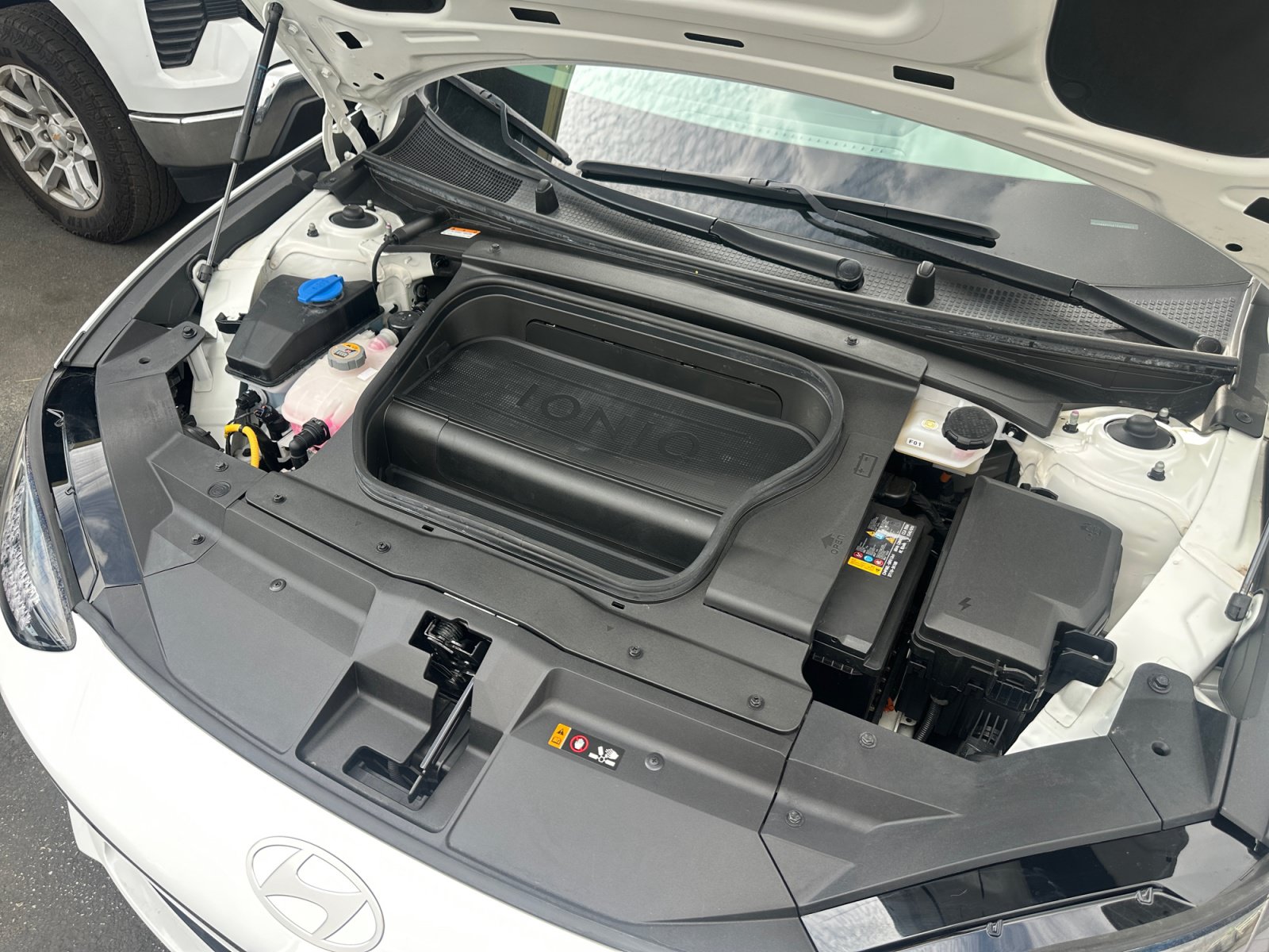 Used 2023 Hyundai Ioniq 6 SEL RWD image 30