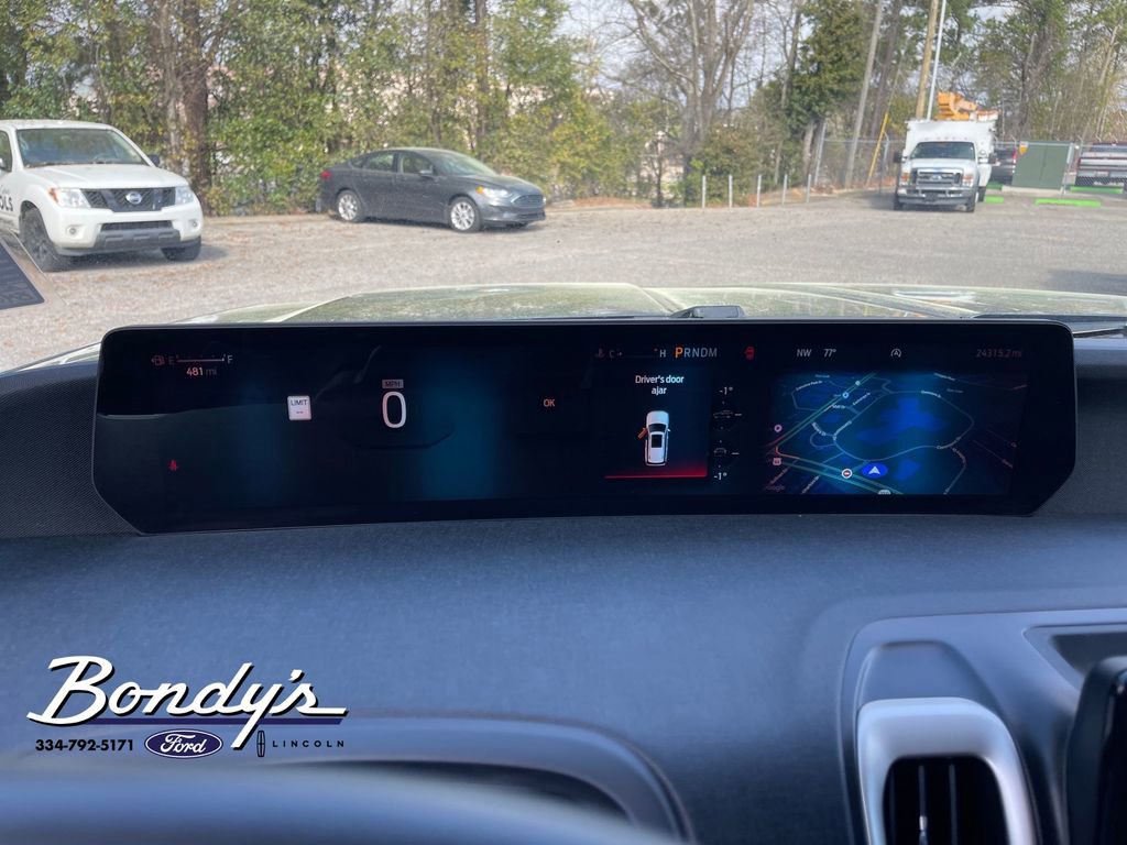 Used 2025 Ford Expedition Max Active image 4