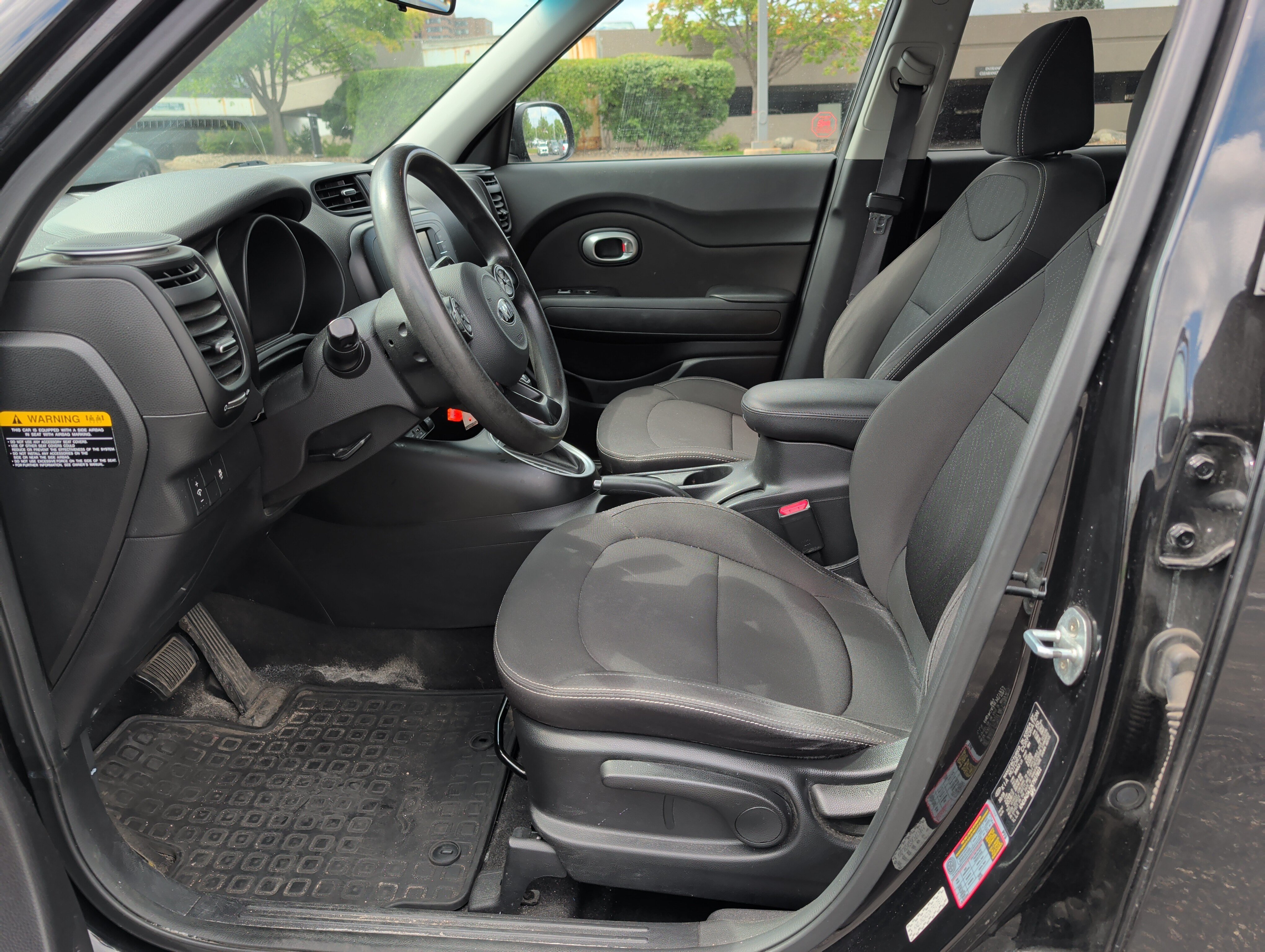 Used 2019 Kia Soul FWD image 6