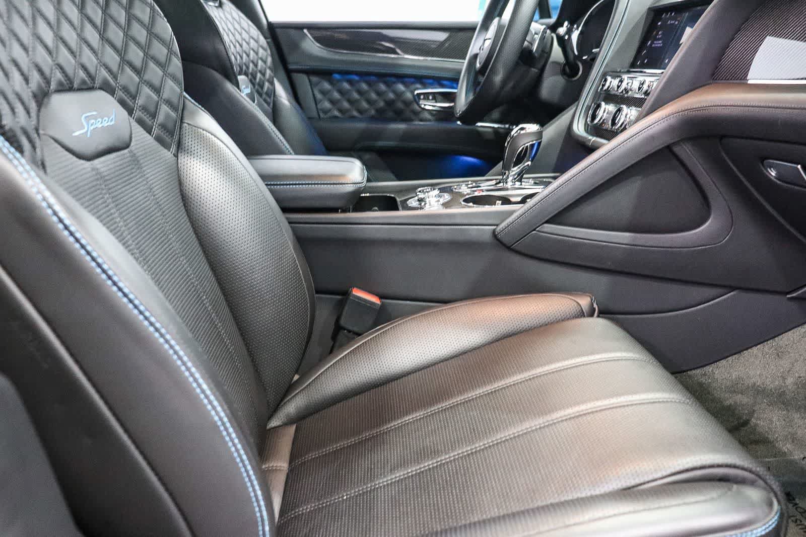 Used 2022 Bentley Bentayga Speed AWD/4WD image 17