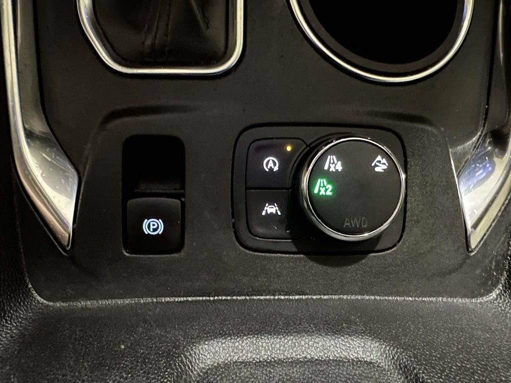 Certified 2023 Chevrolet Traverse LT AWD/4WD image 29