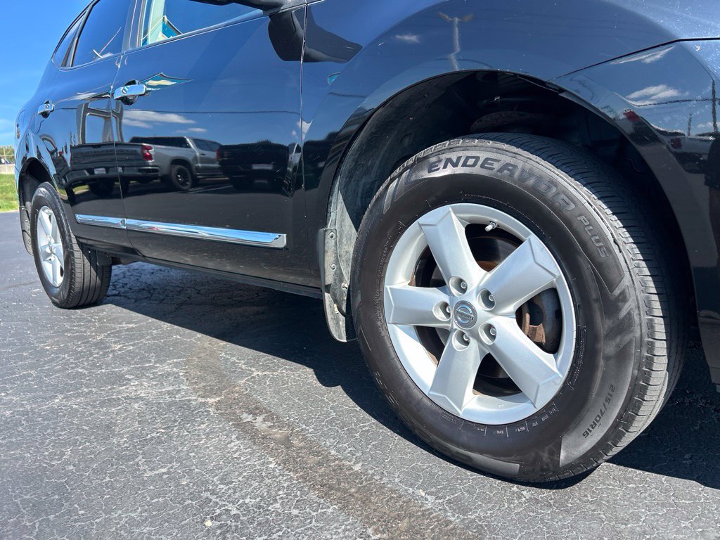 Used 2013 Nissan Rogue S w/ Special Edition Pkg AWD/4WD image 11