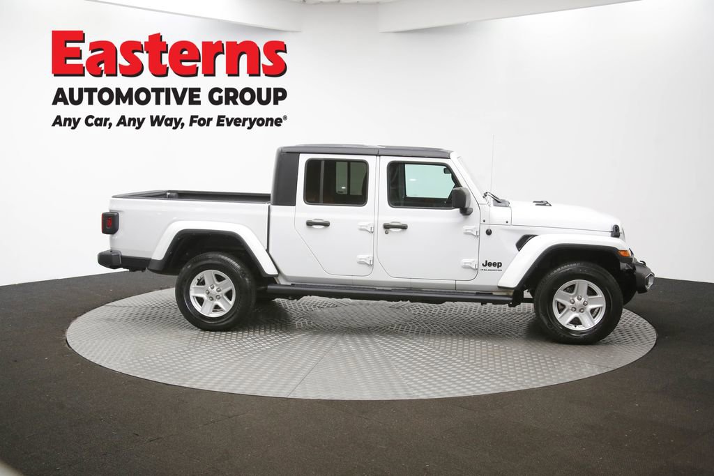 Used 2023 Jeep Gladiator Sport image 46