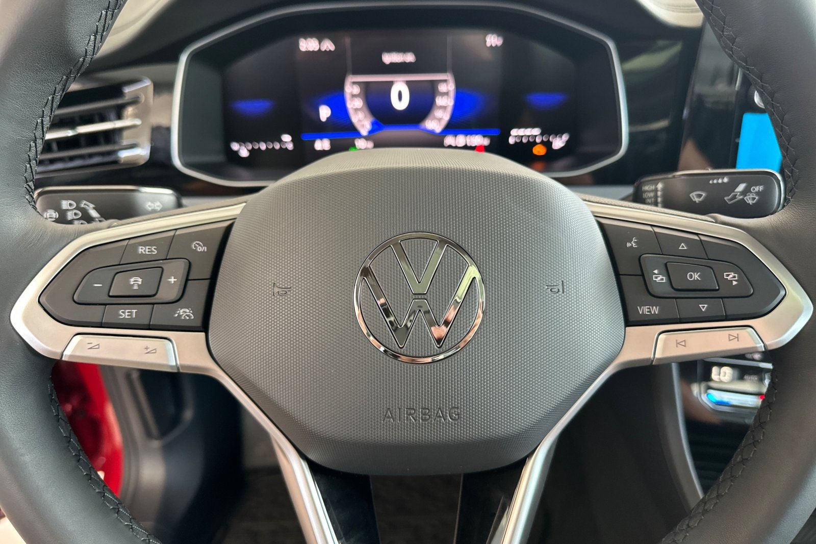 New 2026 Volkswagen Jetta SE FWD image 18