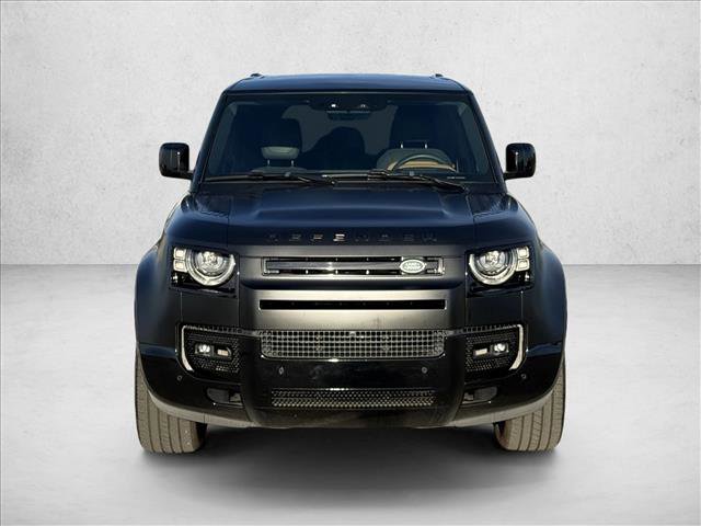 Used 2024 Land Rover Defender 110 X-Dynamic SE video 2