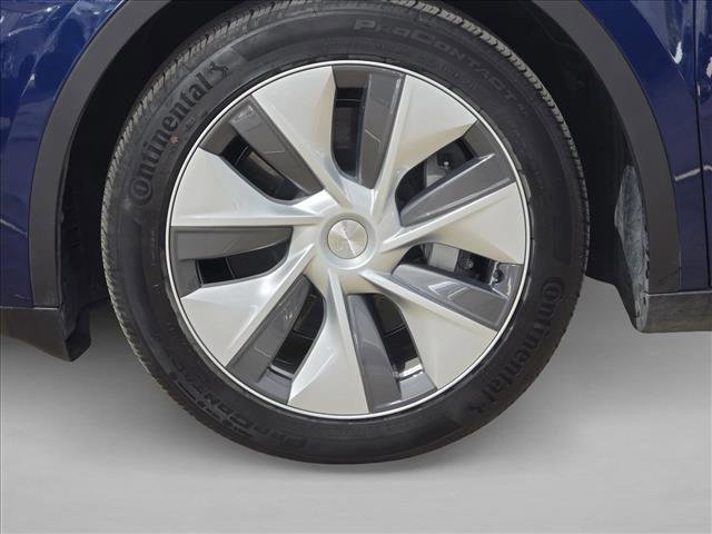 Used 2023 Tesla Model Y Long Range image 8