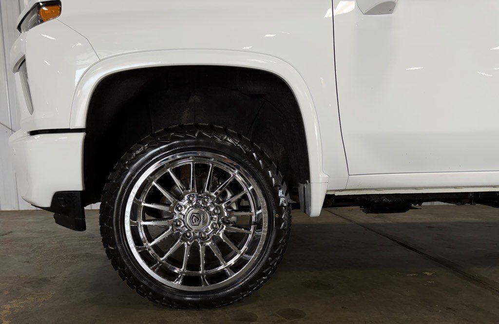 Used 2021 Chevrolet Silverado 2500 LT w/ All Star Edition AWD/4WD image 30